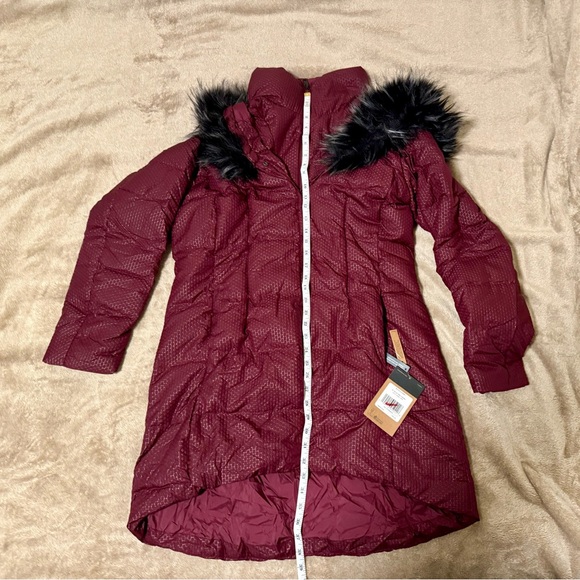 Women’s The North Face Parka - Picture 12 of 13